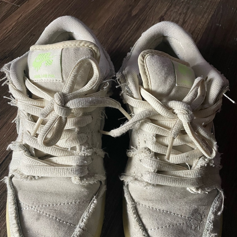 Nike Kids Cream Sneakers limited edition